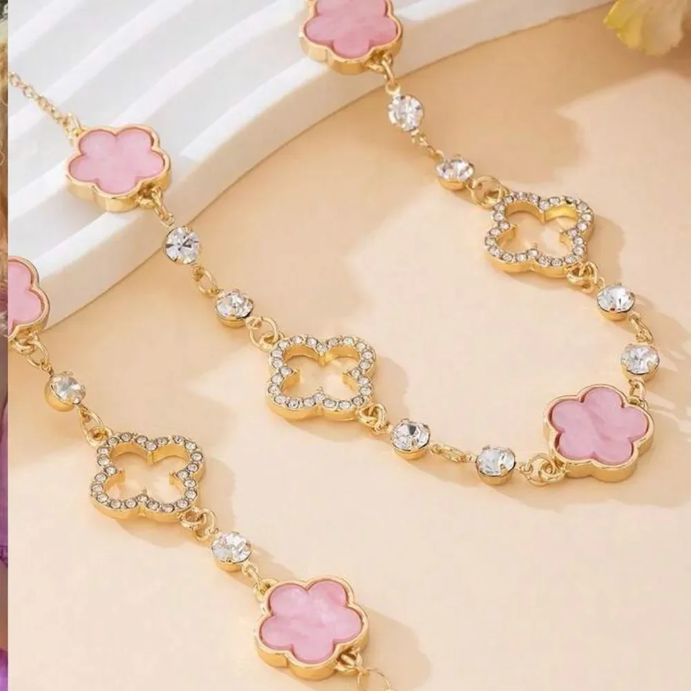 NEW! *French Girl* Fun Flirty Parisienne-Style Necklace & Bracelet